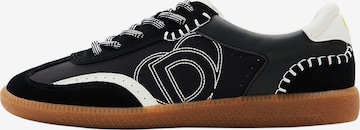 Desigual Sneakers laag in Zwart: voorkant