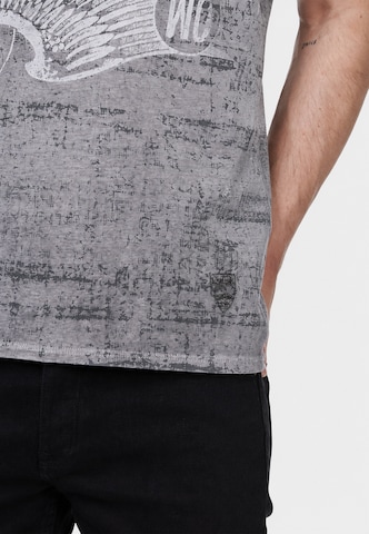 Rusty Neal T-Shirt in Grau
