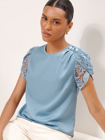 Lipsy Bluse in Blau