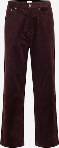 WEEKDAY Regular Trousers in Brown: front