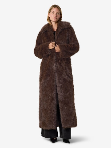 Noisy may Winter coat in Brown