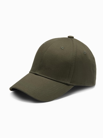 Ombre Cap in Green: front