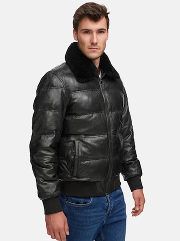 Veste d’hiver 'A806' Tazzio en noir