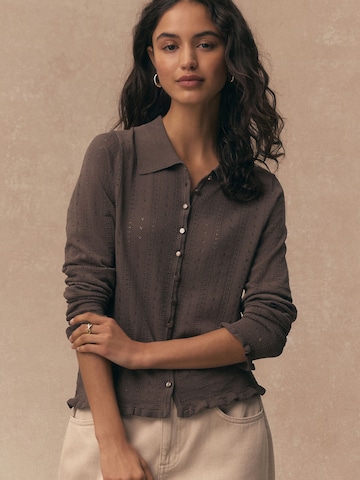 Next Gebreid vest in Bruin: voorkant