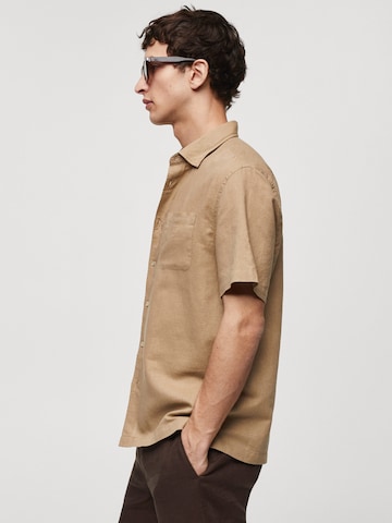 MANGO MAN Regular fit Button Up Shirt 'Ants' in Brown