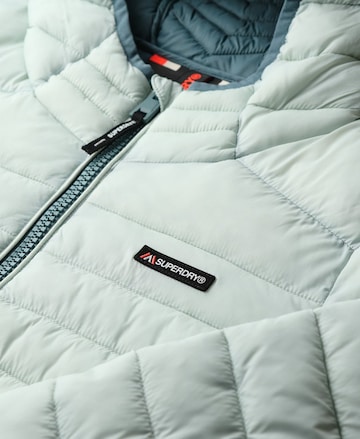 Veste mi-saison 'Fuji Lite' Superdry en bleu