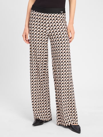 Cambio Regular Broek ' Allison ' in Beige: voorkant