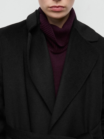 MANGO Átmeneti kabátok 'BATIN' - fekete