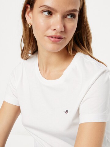 GANT T-shirt i vit