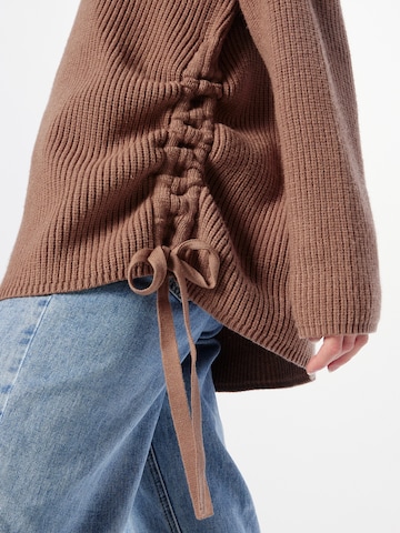 minimum Oversized Sweater 'STISSA' in Brown