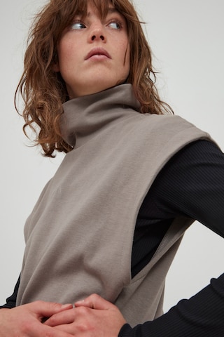 ICHI Stehkragenpullover 'IHJICINTA' in Beige