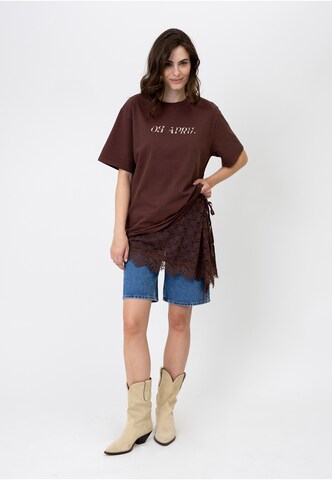 Serviette de plage 'Phelia' OH APRIL en marron : devant