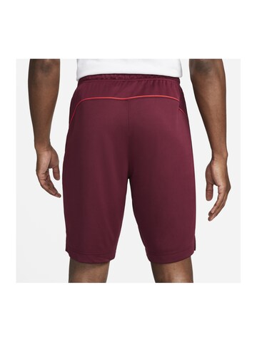 NIKE Regular Hose in Rot