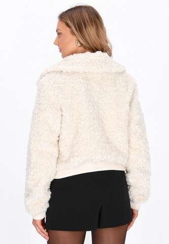 faina Přechodná bunda – bílá