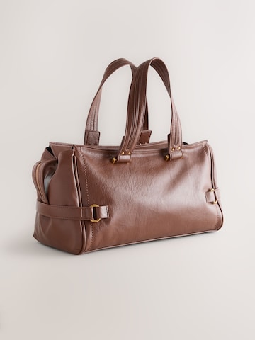 Next Shopper in Bruin