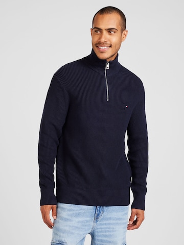 TOMMY HILFIGER Svetr – modrá: přední strana