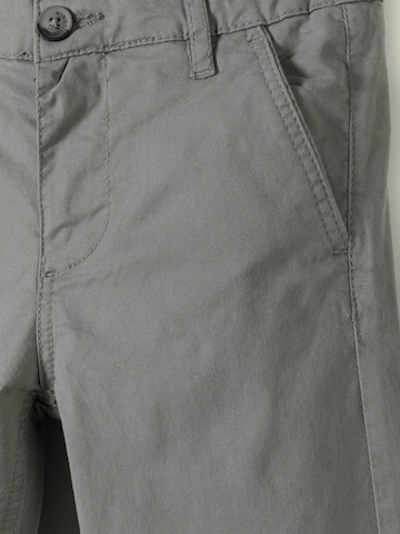 MINOTI Slimfit Byxa i grå