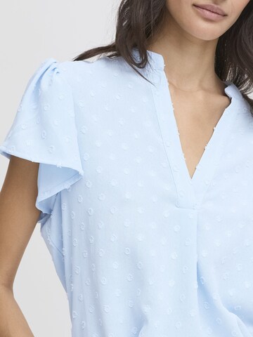 b.young - Blusa em azul