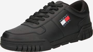 Tommy Jeans Sneakers in Black: front