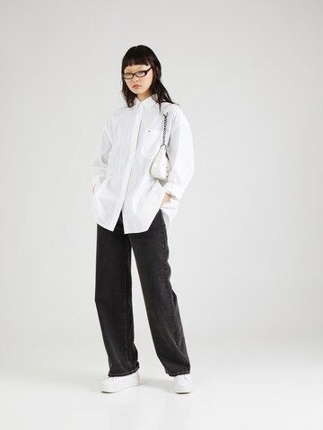 Tommy Jeans Blouse 'ESSENTIAL' in White