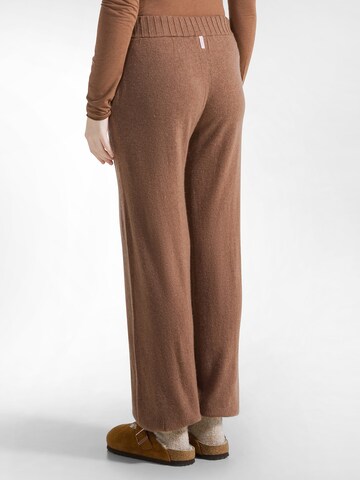 DEHA Slim fit Trousers in Brown