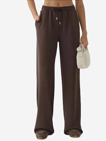 Hiccup Broek in Bruin: voorkant