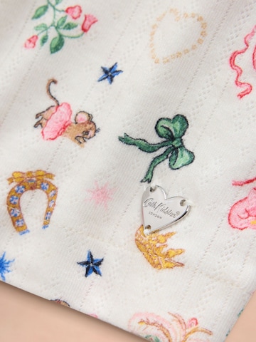 Pijama de la Cath Kidston pe alb