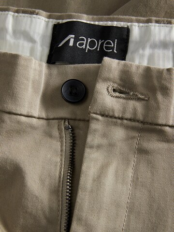 Regular Pantalon aprel en beige