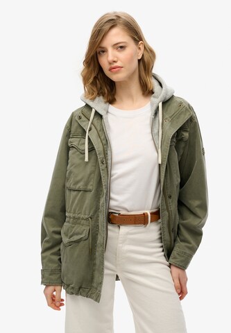 Superdry Tussenjas in Groen: voorkant