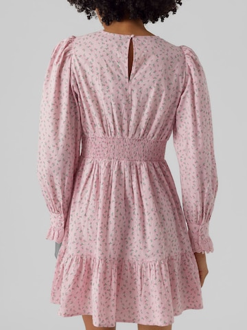 Robe 'LILA' VERO MODA en rose