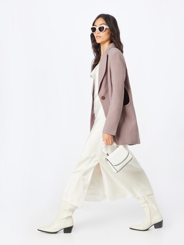 Blazer 'CUT OUT' di River Island in beige