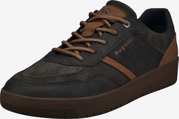 Baskets basses bugatti en marron : devant
