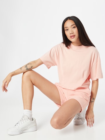 Champion Reverse Weave T-Shirt in Pink