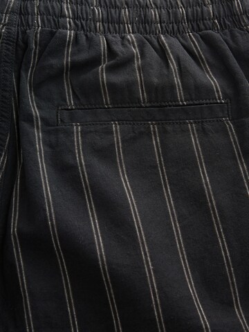 Next Regular Hose in Schwarz