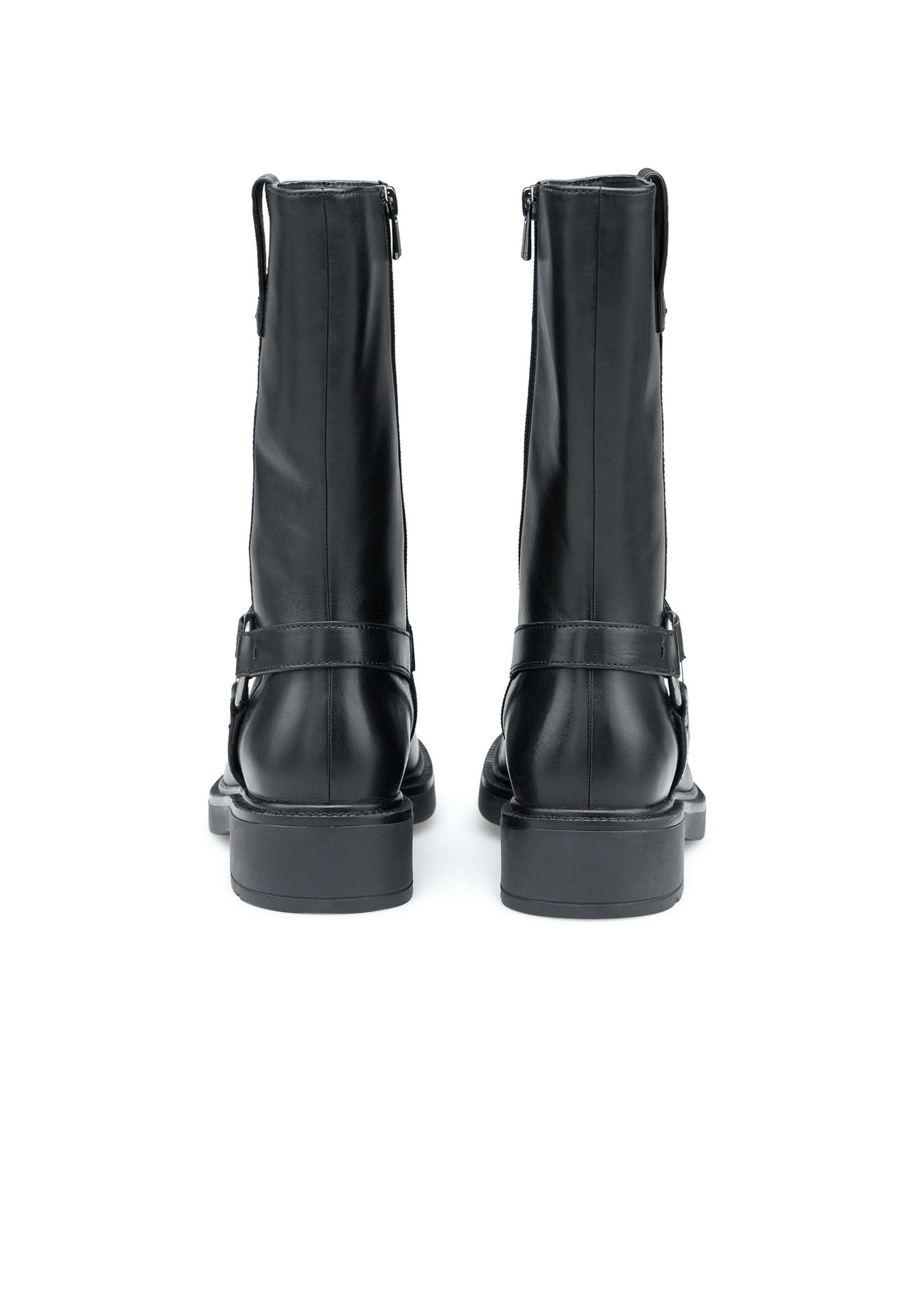 LLOYD Ankle Boots in Black