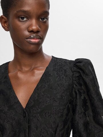 Robe-chemise 'PANDORA' SELECTED FEMME en noir