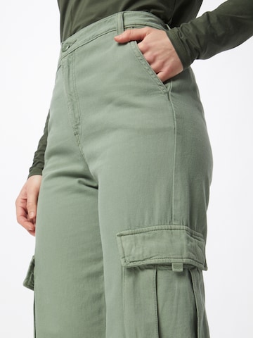 LEVI'S ® Loose fit Cargo Pants 'Loose Cargo' in Green