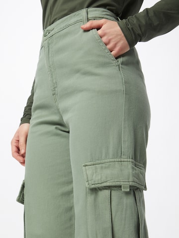 LEVI'S ® Loosefit Cargobroek 'Loose Cargo' in Groen