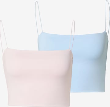 Haut Estelou en bleu : devant