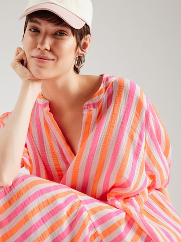 Robe d’été 'Pe44tra' Hailys en rose