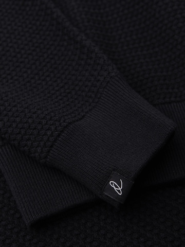 Ombre Sweater in Black