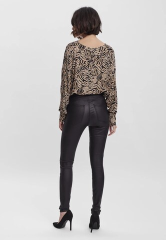 Skinny Jean 'LOA' VERO MODA en noir