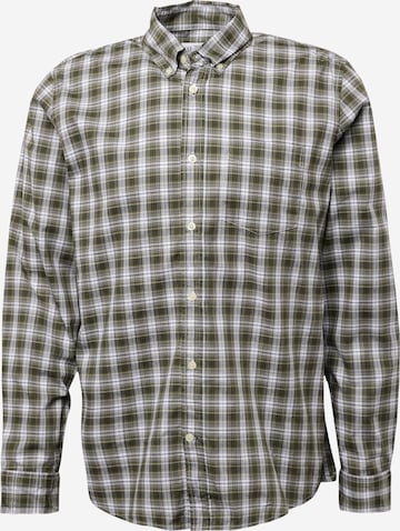 GAP - Ajuste regular Camisa en verde: frente