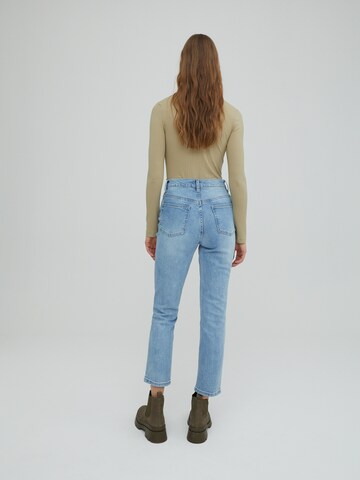 EDITED Regular Jeans 'Natalia' in Blau