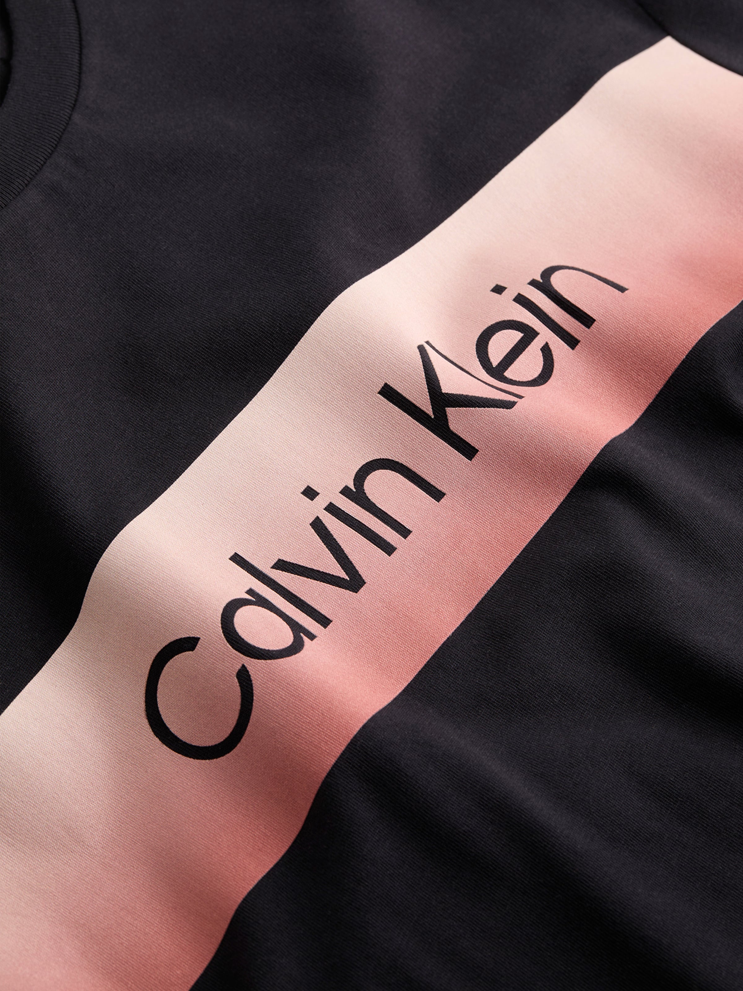 Calvin Klein Bluser & t-shirts i sort