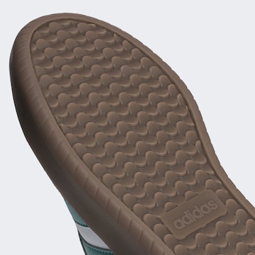 Baskets basses 'Barreda' ADIDAS SPORTSWEAR en blanc