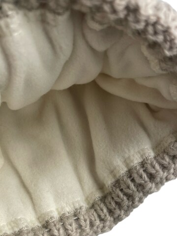 Kumixi Beanie 'Set' in Beige