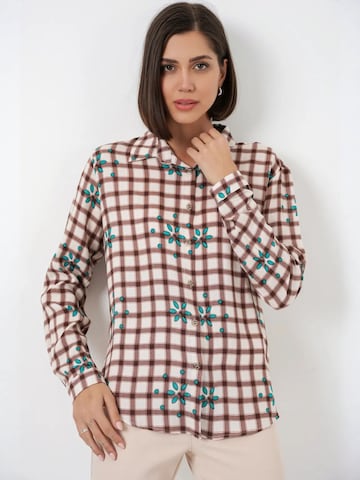 Bigdart Blouse in Bruin: voorkant