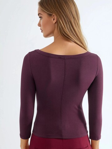 Busem Shirt in Red