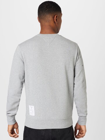 Tommy Jeans Sweatshirt in Grey